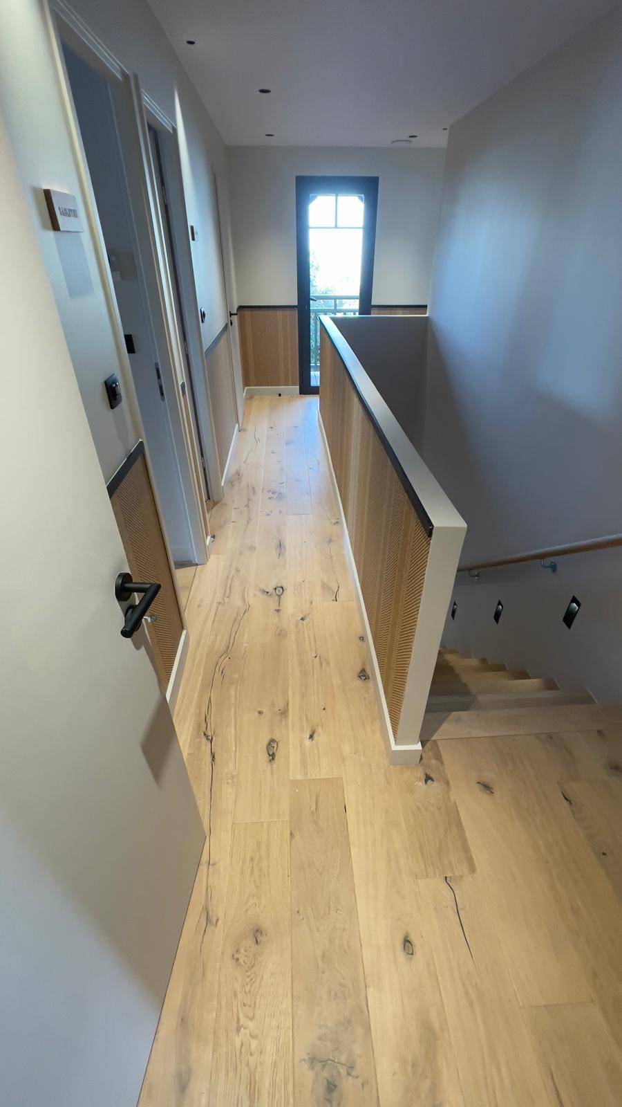 Pose de parquet chêne massif à Bordeaux