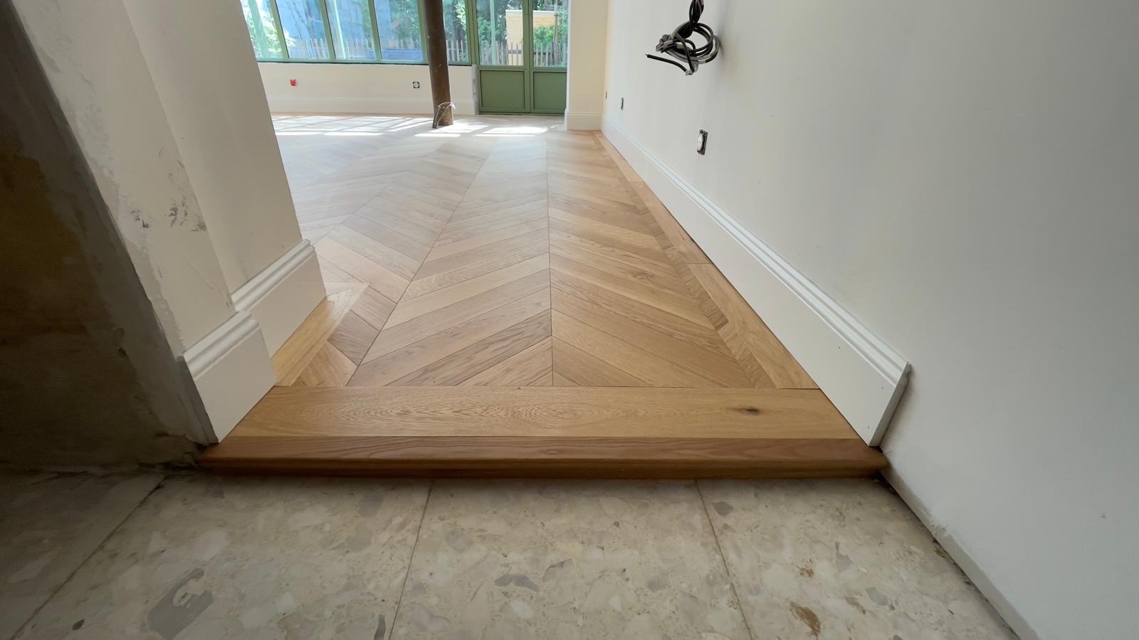 Réalisation d'une pose de parquet Point de Hongrie sur Bordeaux RM PARQUET