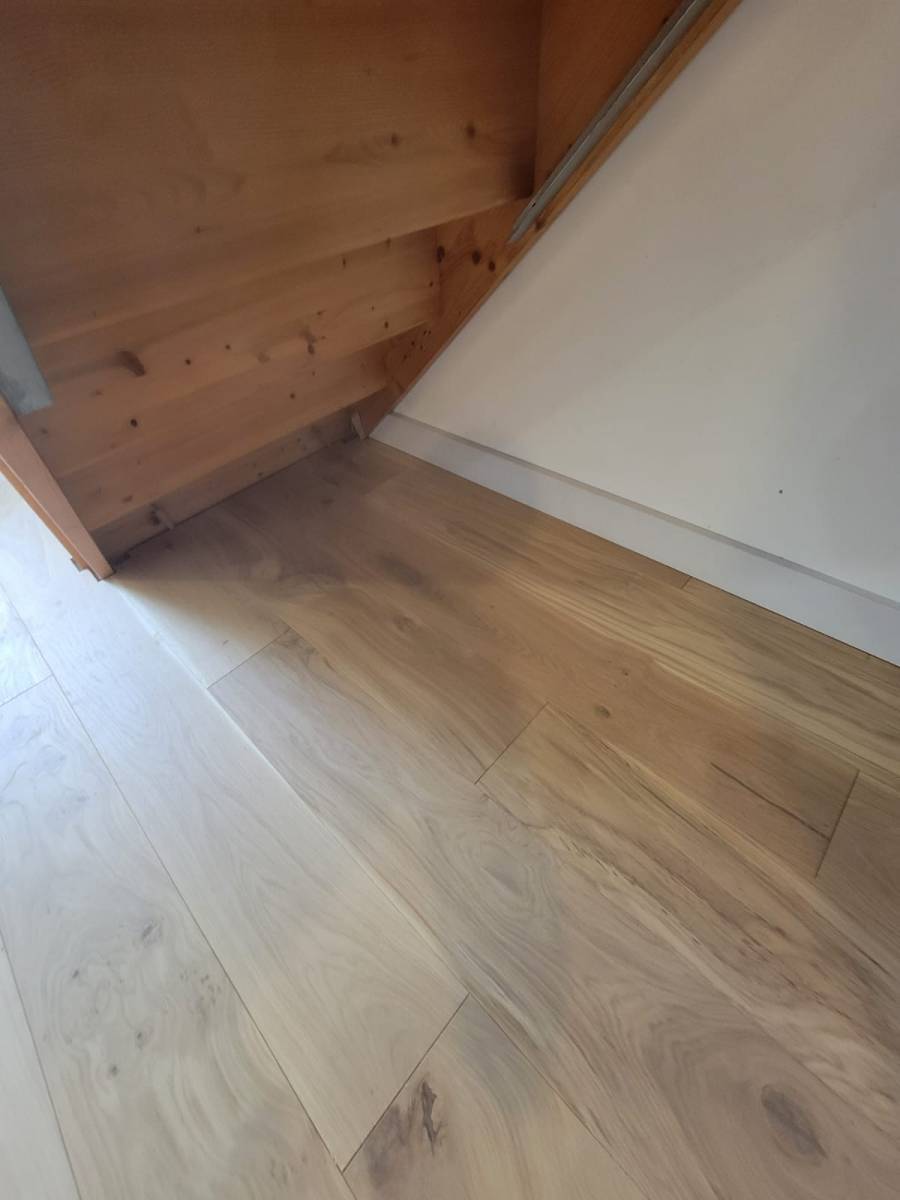 Magasin de parquet à Bordeaux : sélection de parquet chêne clair contrecollé - Visitez notre magasin de parquet Bordeaux pour découvrir notre collection de parquet chêne clair contrecollé.