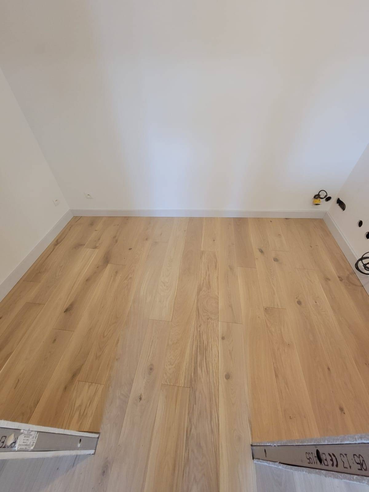 RM Parquet Bordeaux : des experts en pose de parquet pour une installation sur mesure à Bordeaux et ses environs.