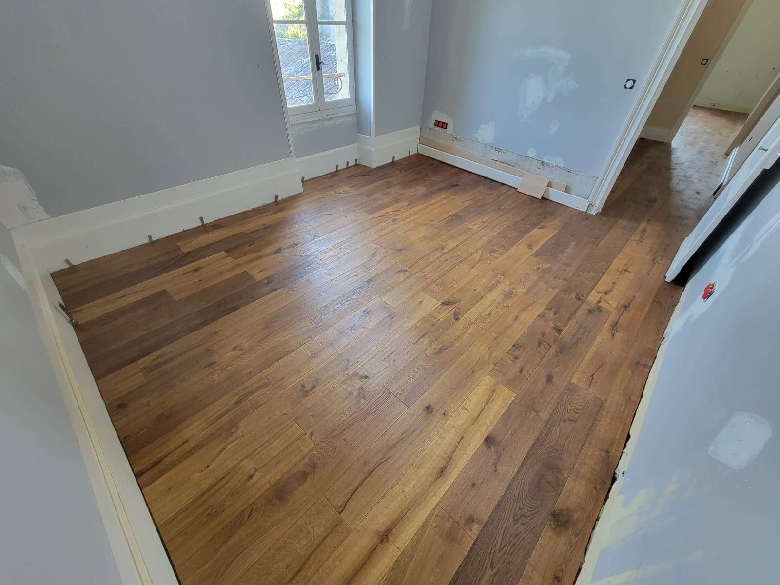 Pose de parquet collée à Bordeaux - RM Parquet Bordeaux 