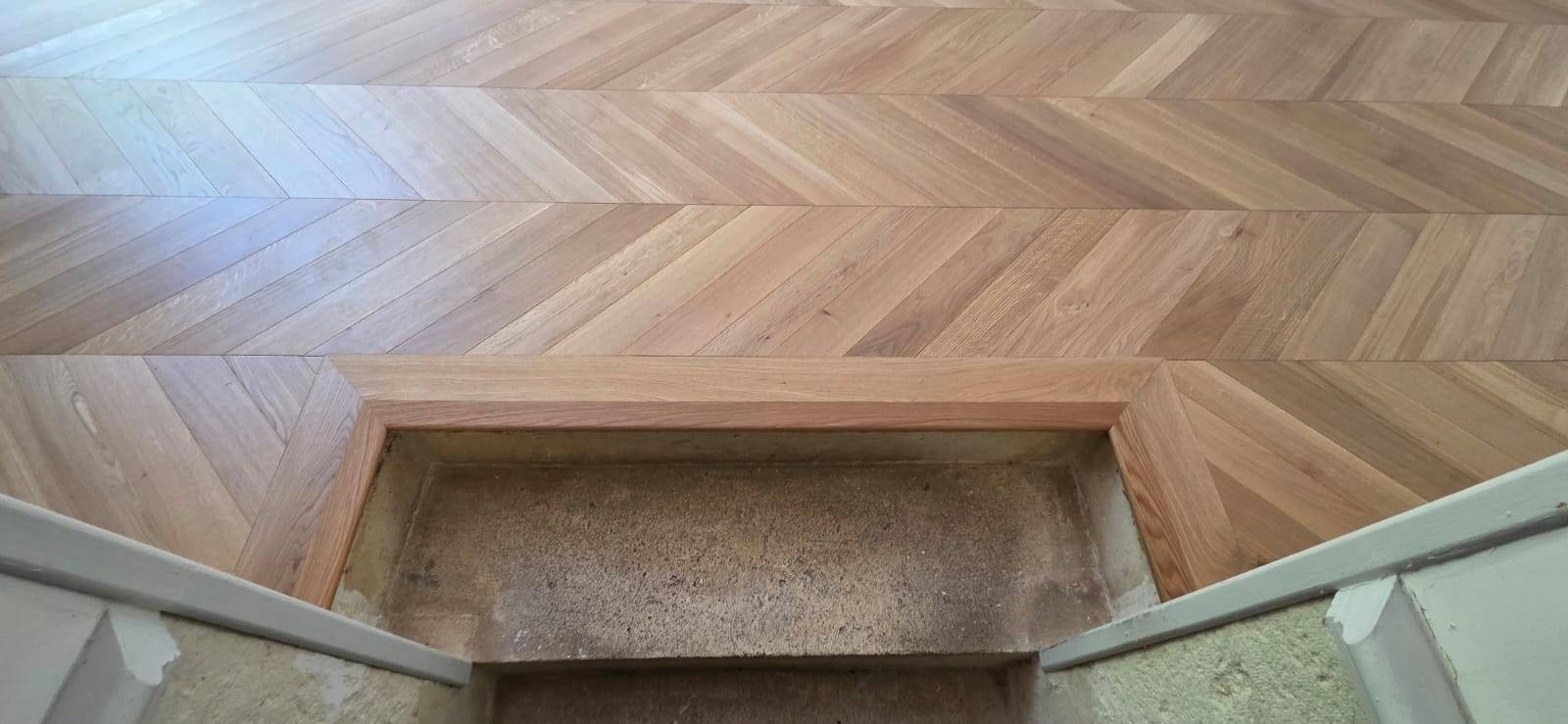 Magasin de parquet Bordeaux – Sélection de parquet contrecollé chêne pour pose en point de Hongrie