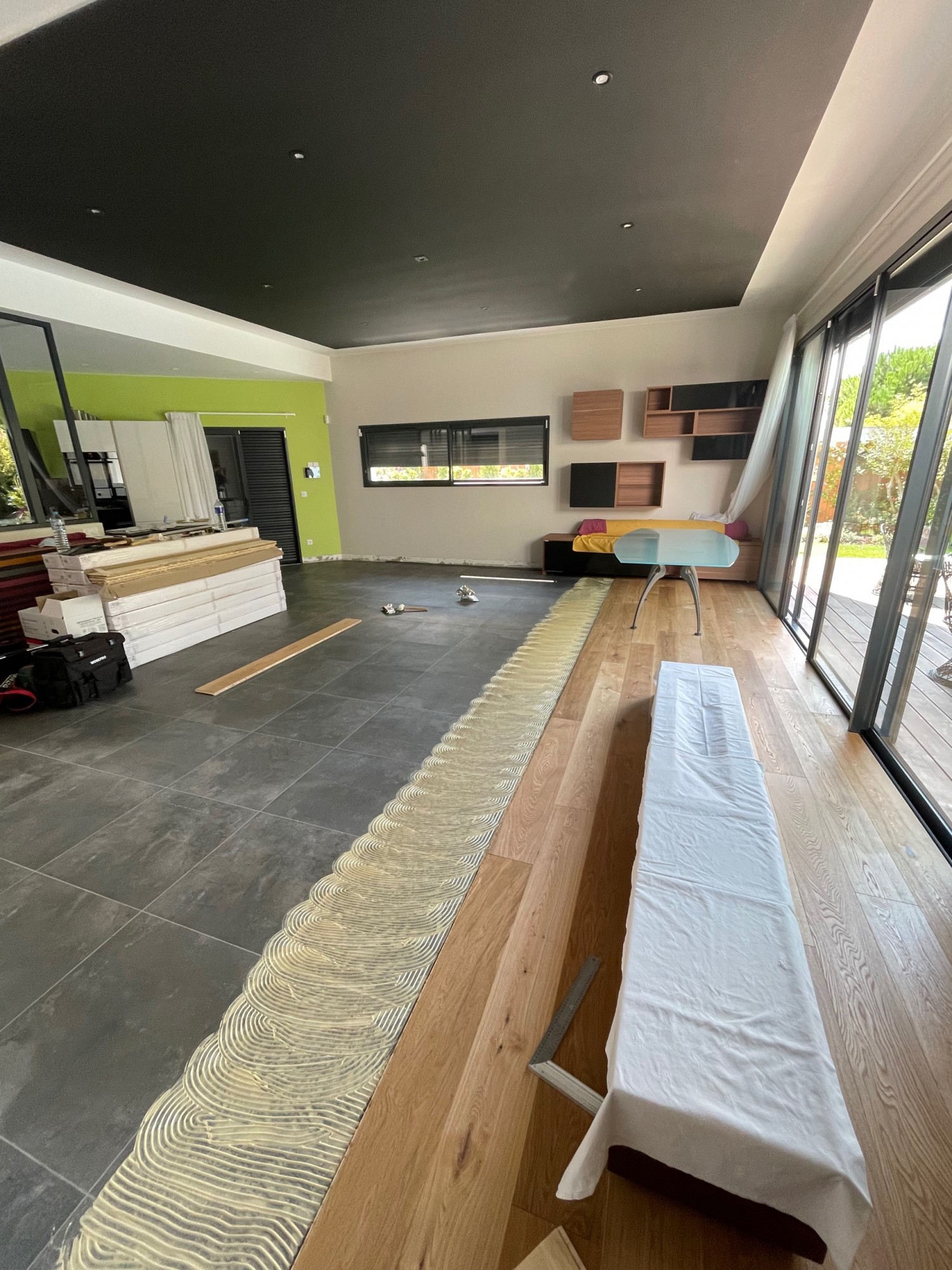 Pose de parquet semi-massif contrecollé chêne naturel huilé Bordeaux