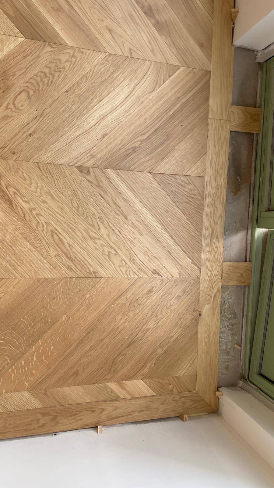 Parquet bordeaux 