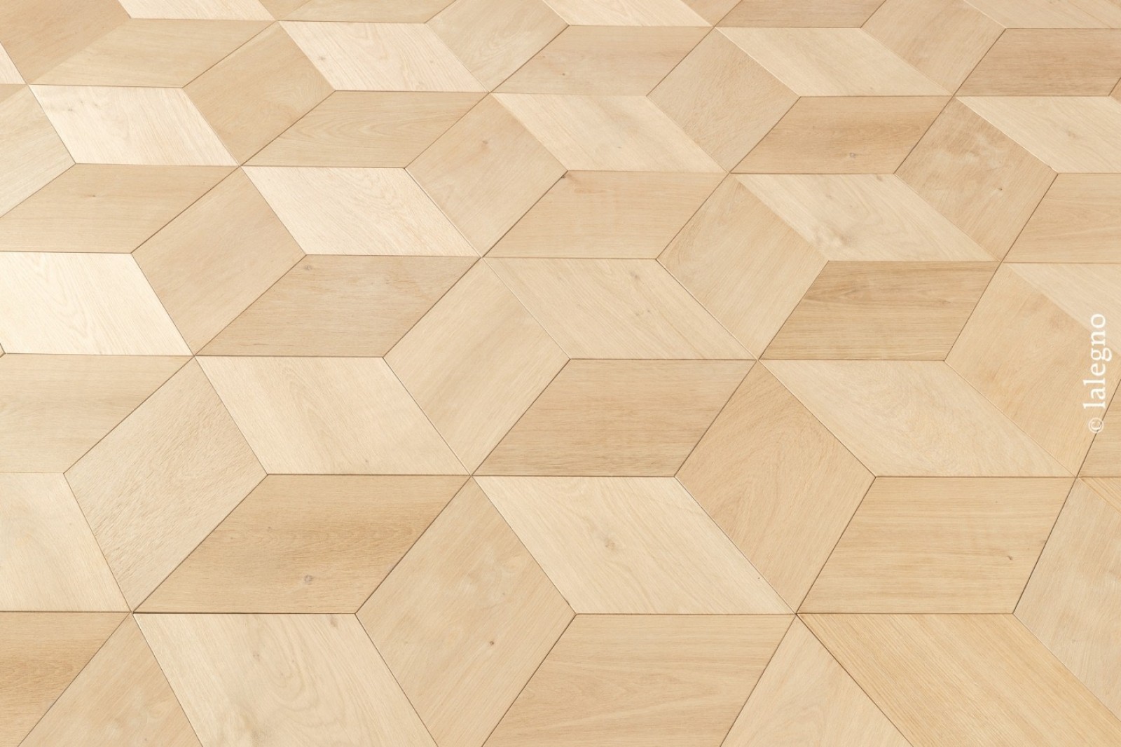 Parquet Bordeaux - CUBE