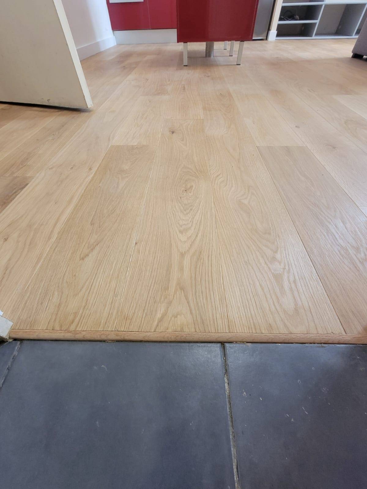 Magasin de parquet à Bordeaux – Découvrez nos gammes de parquets contrecollés en chêne et bénéficiez de l'expertise de nos poseurs.
