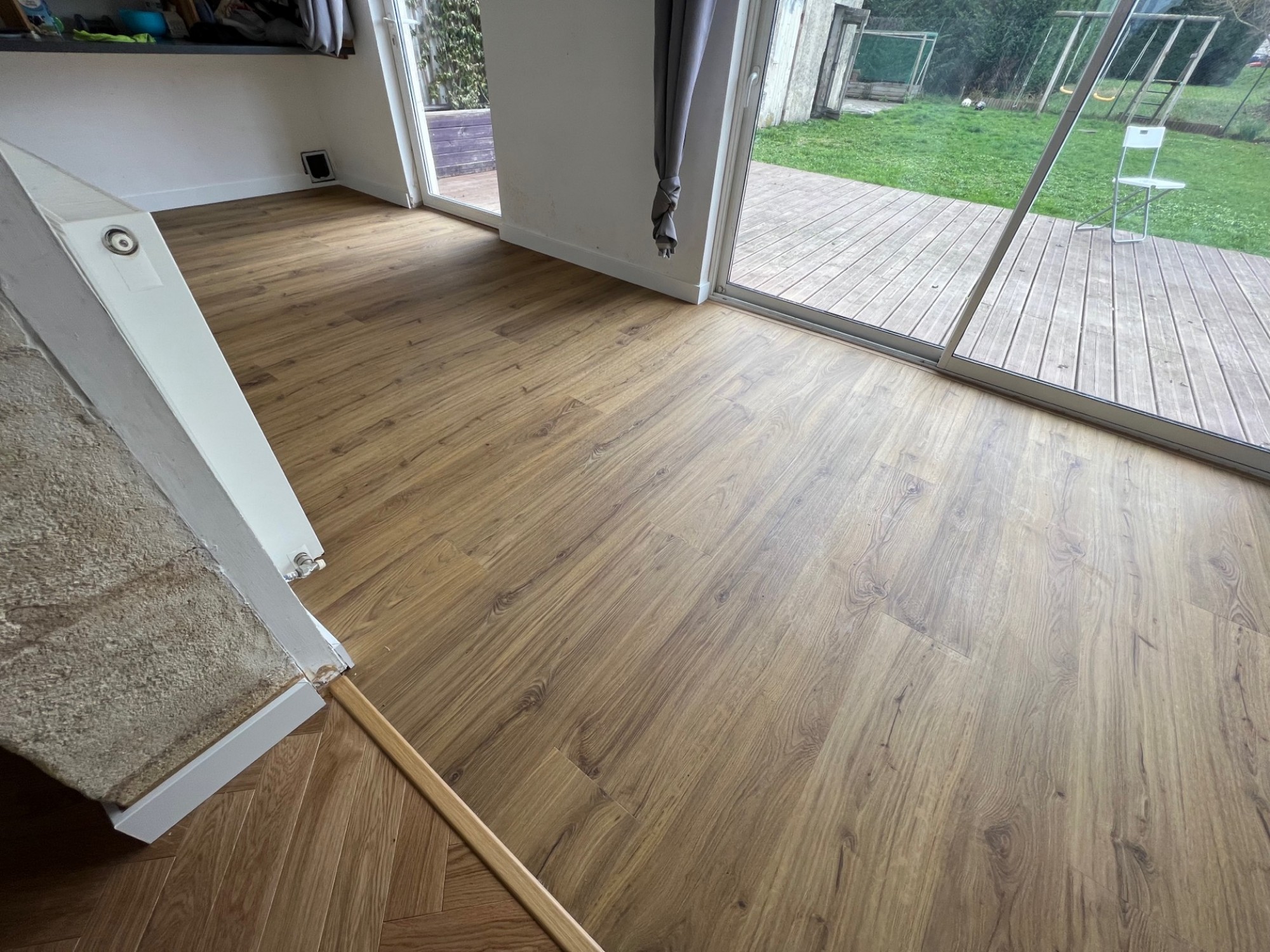 Pose Parquet Contrecollé chêne naturel vernis Bâton Rompu à Cestas près de Bordeaux