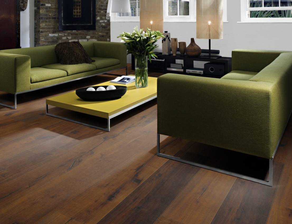 parquet chêne foncé bordeaux 