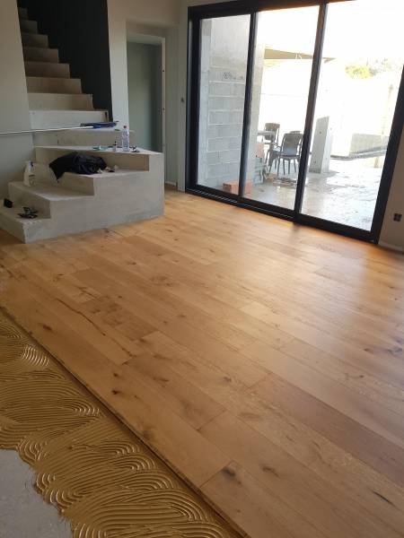 Parquet chêne bordeaux