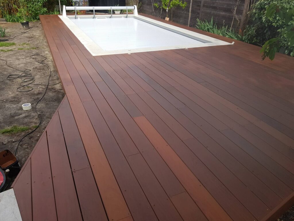Pose d'une Terrasse Bois IPE Talence Pose d'une Terrasse Bois IPE Talence