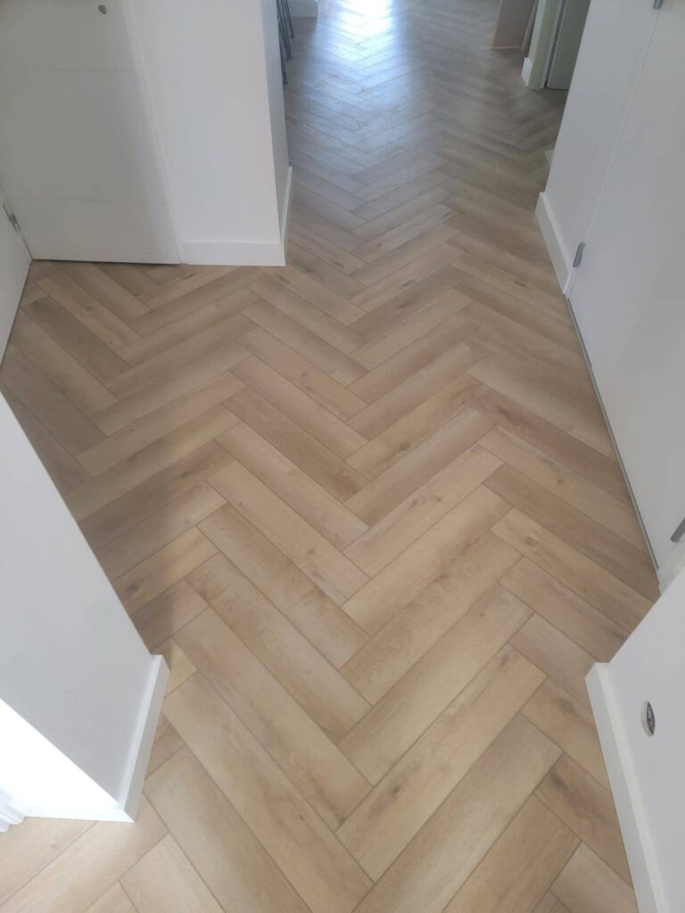 Le parquet vinyle bâton rompu à Bordeaux