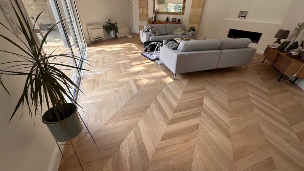 Pose de parquet Point de Hongrie à Bordeaux : élégance et authenticité