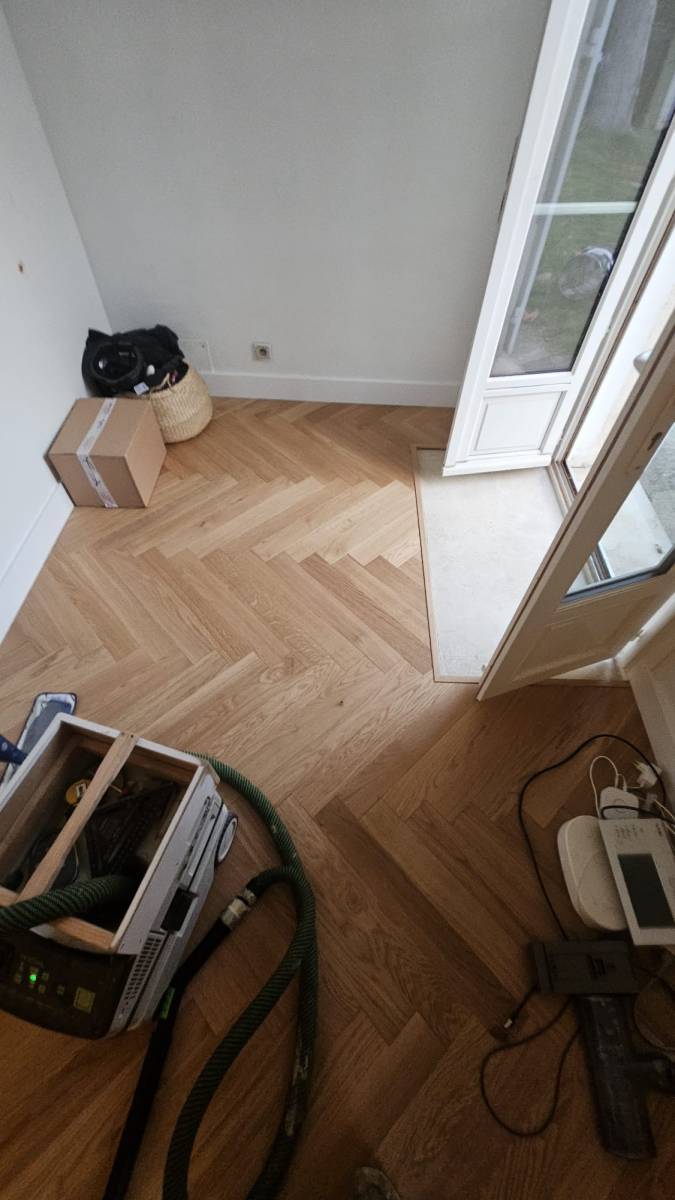 PHOTO202510291753194jpg_69033366e8bde