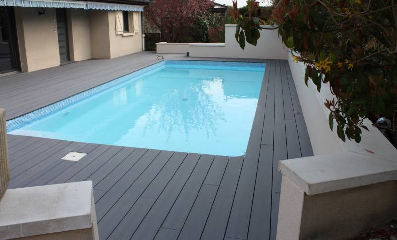 compo4jpg_5ca75a3862af0